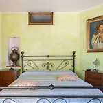 Flores Villa