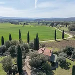 Flores Villa
